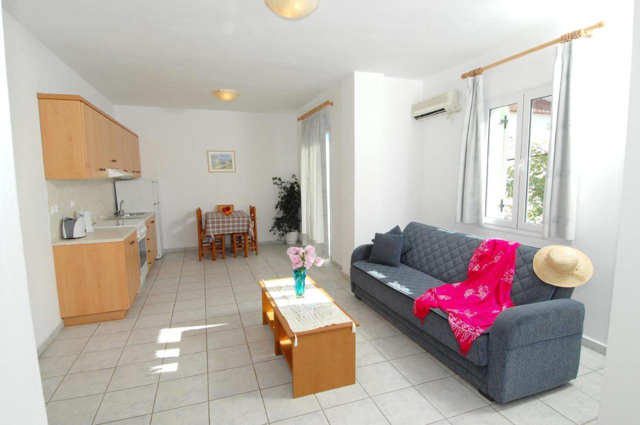 Alexis Studios And Apartments Agia Efimia Dış mekan fotoğraf