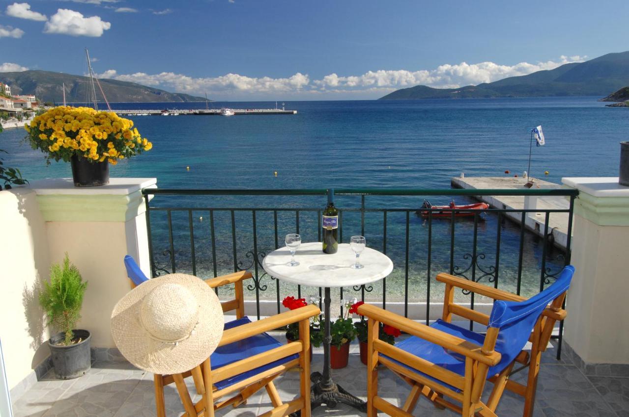 Alexis Studios And Apartments Agia Efimia Dış mekan fotoğraf